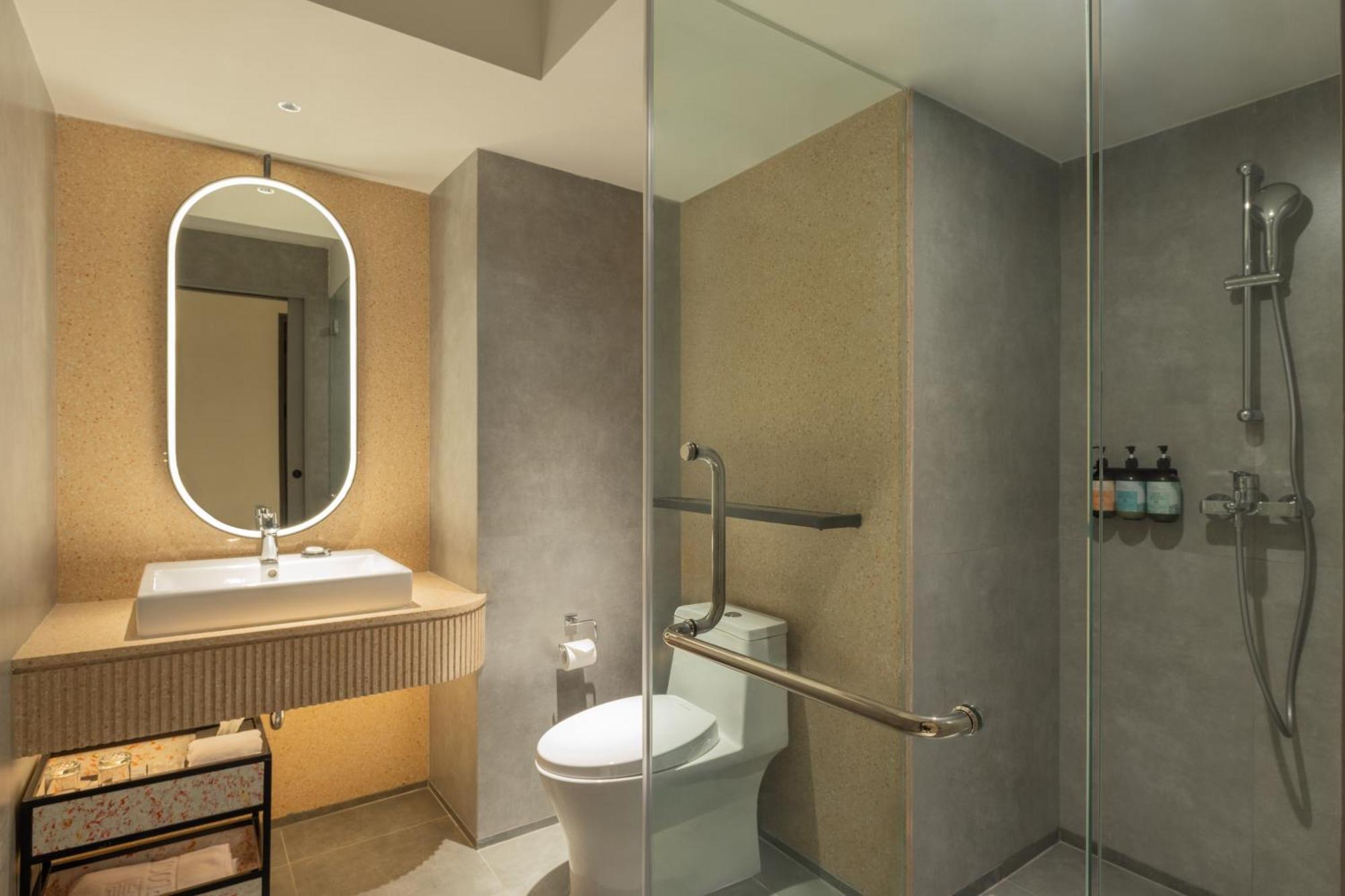 Herloom Hotel & Residence Bsd Tangerang Eksteriør bilde